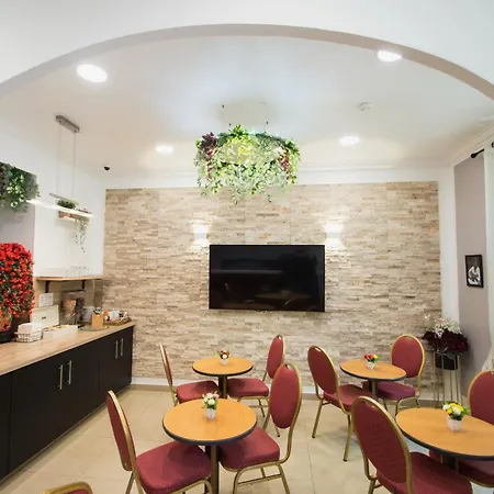 Hotel Parisien 3*
