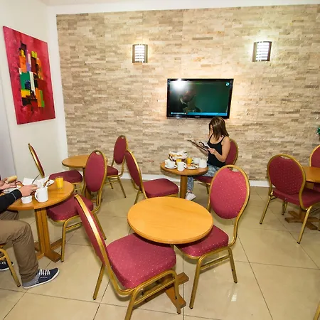 Parisien Hotel 3*