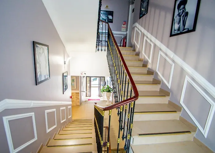 Parisien فندق نيس