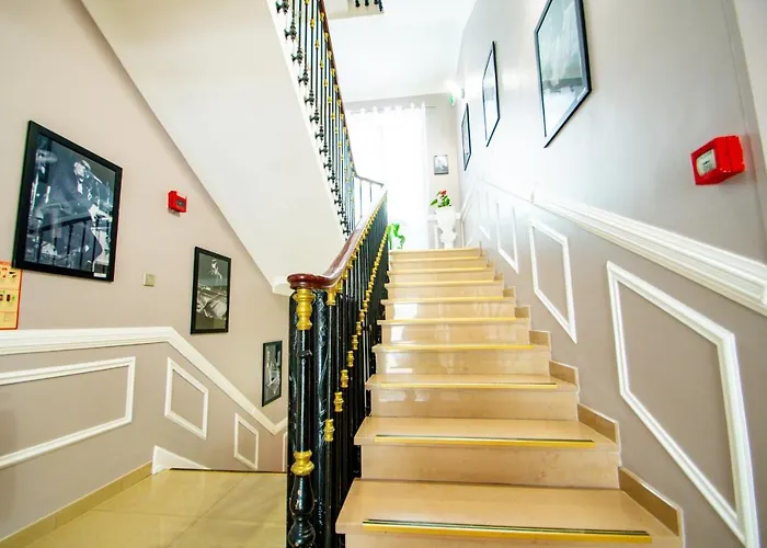 Parisien Hotel Nicea