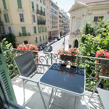 Hotell Parisien 3*