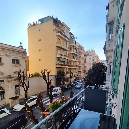 Parisien ניס
