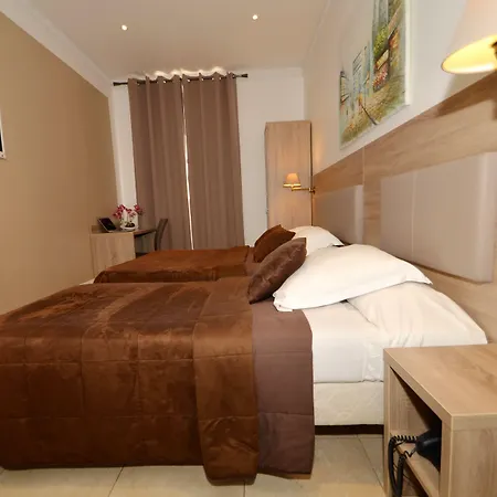 Hotel Parisien Nicea