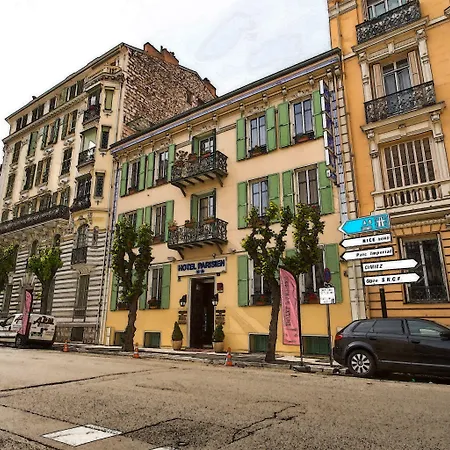 Hotel Parisien Nicea