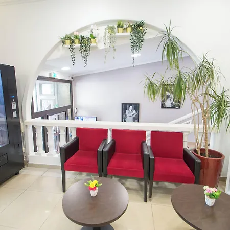 Parisien Hotel Nicea